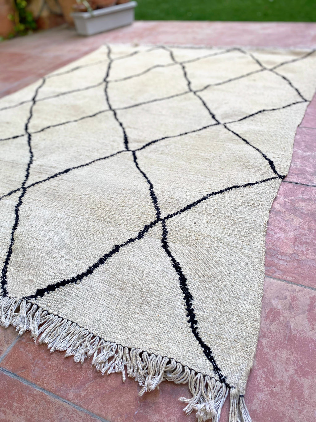 Bazaar Hand Knotted Rug Sample - 30 x 30 cm