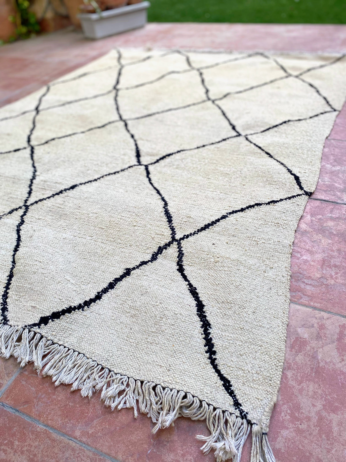 Bazaar Hand Knotted Rug Sample - 30 x 30 cm