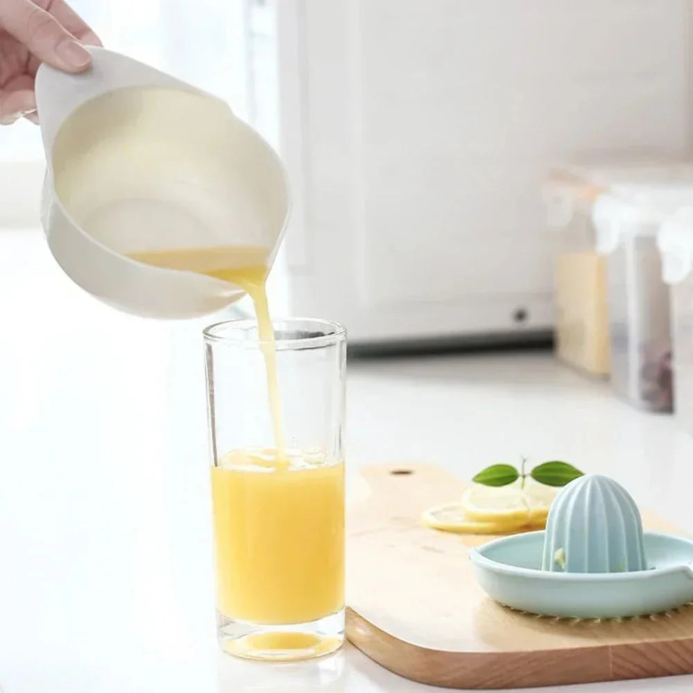 Manual Portable Citrus Juicer Kitchen Tool
